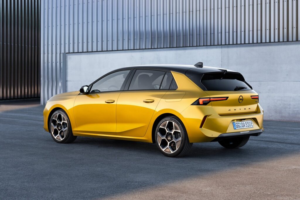 Opel Astra Özellikleri Nelerdir